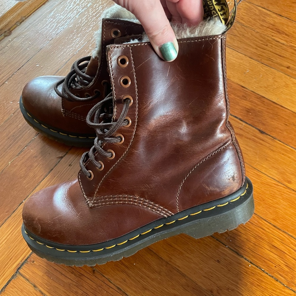Dr Martens 1460 Serena WOMEN'S FAUX FUR LINED LACE UP BOOTS brown